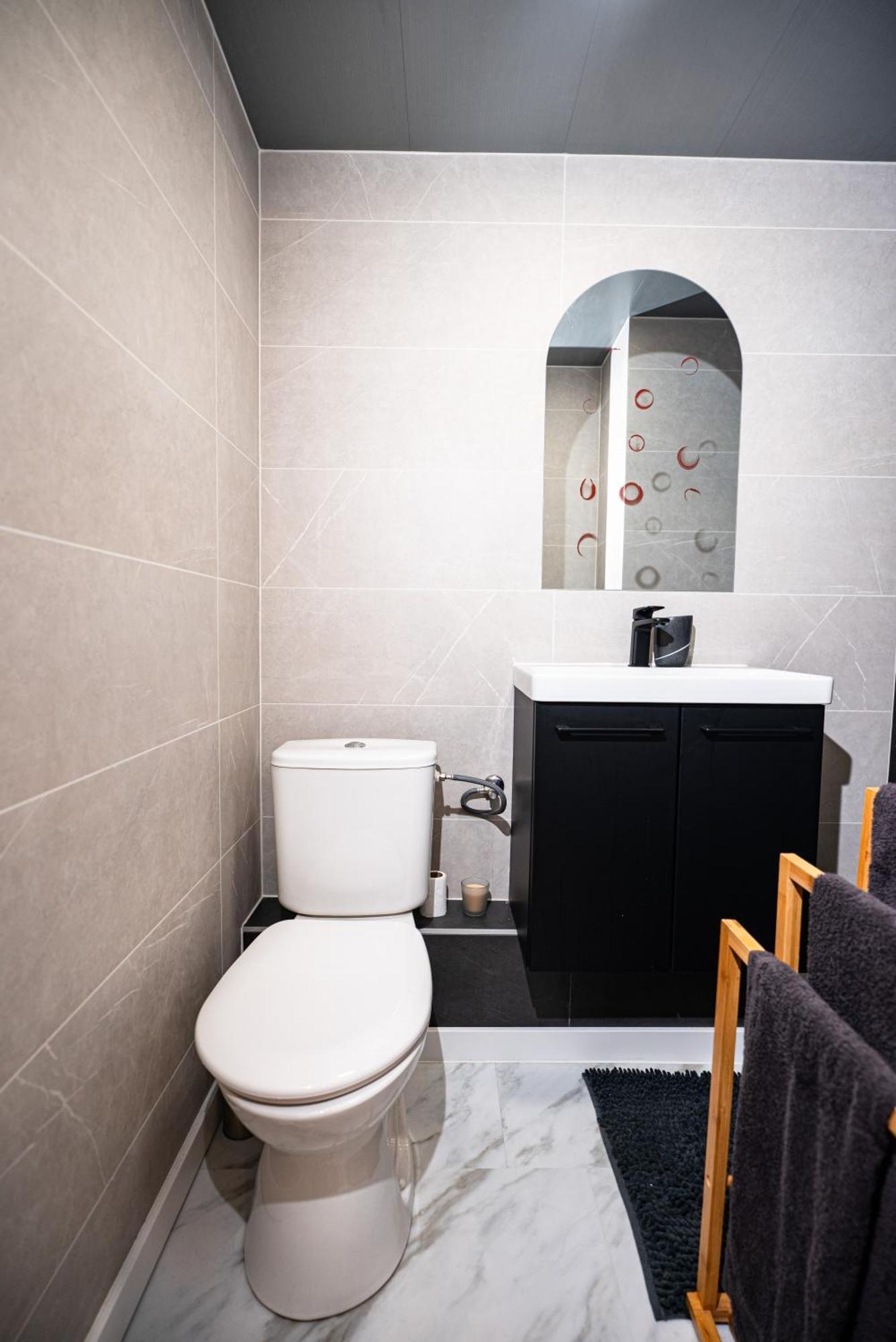 Moderne T2 Centre Sauna Wifi Home Office Netflix Strasbourg Exterior photo